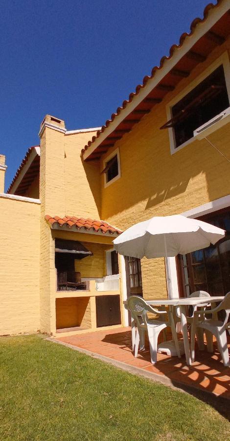 Pino Dorado Aparthotel Manantiales Exterior photo