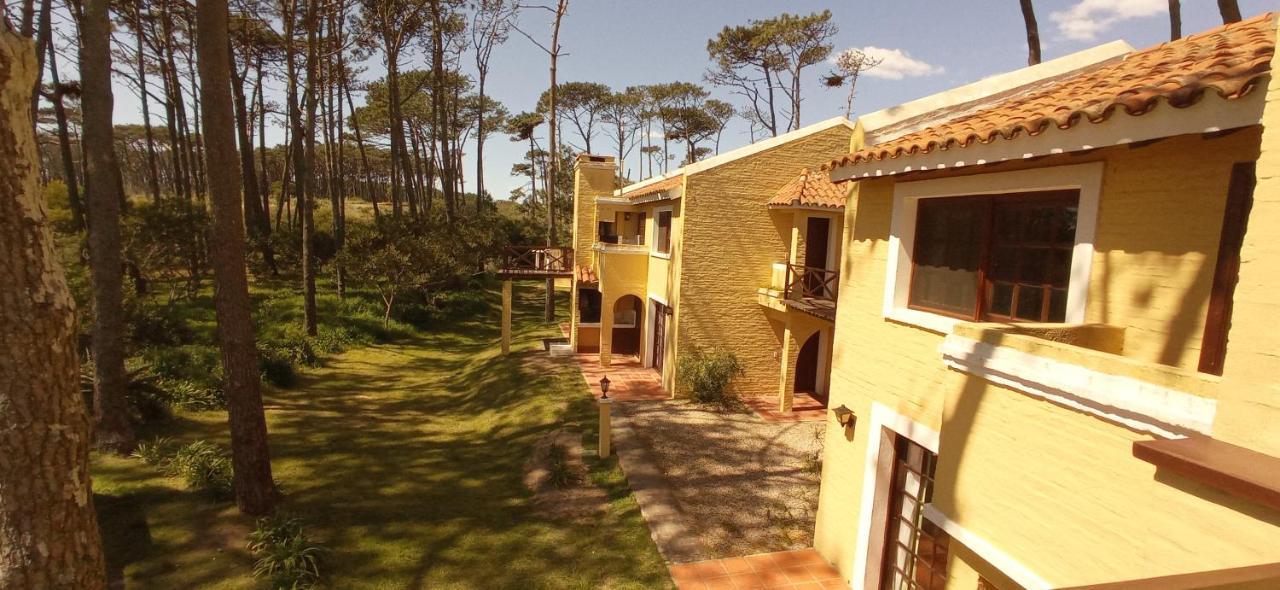 Pino Dorado Aparthotel Manantiales Exterior photo