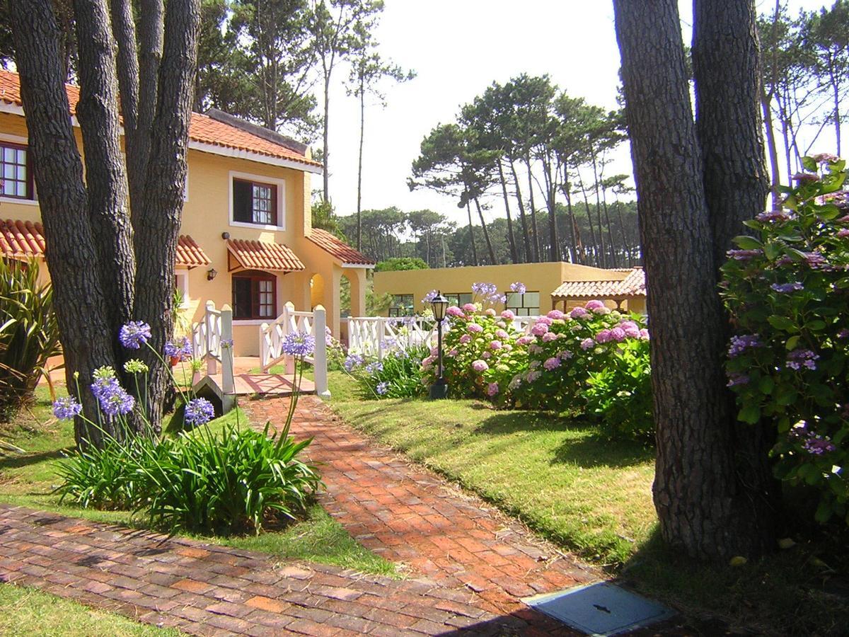 Pino Dorado Aparthotel Manantiales Exterior photo