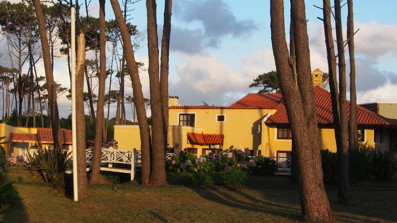 Pino Dorado Aparthotel Manantiales Exterior photo
